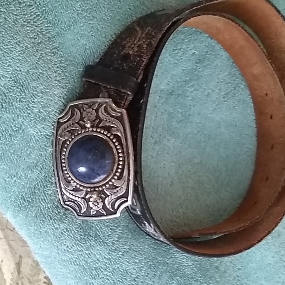 Men's leather belt with country buckle